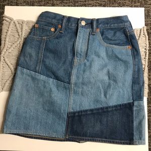 LEVI’S Denim Skirt